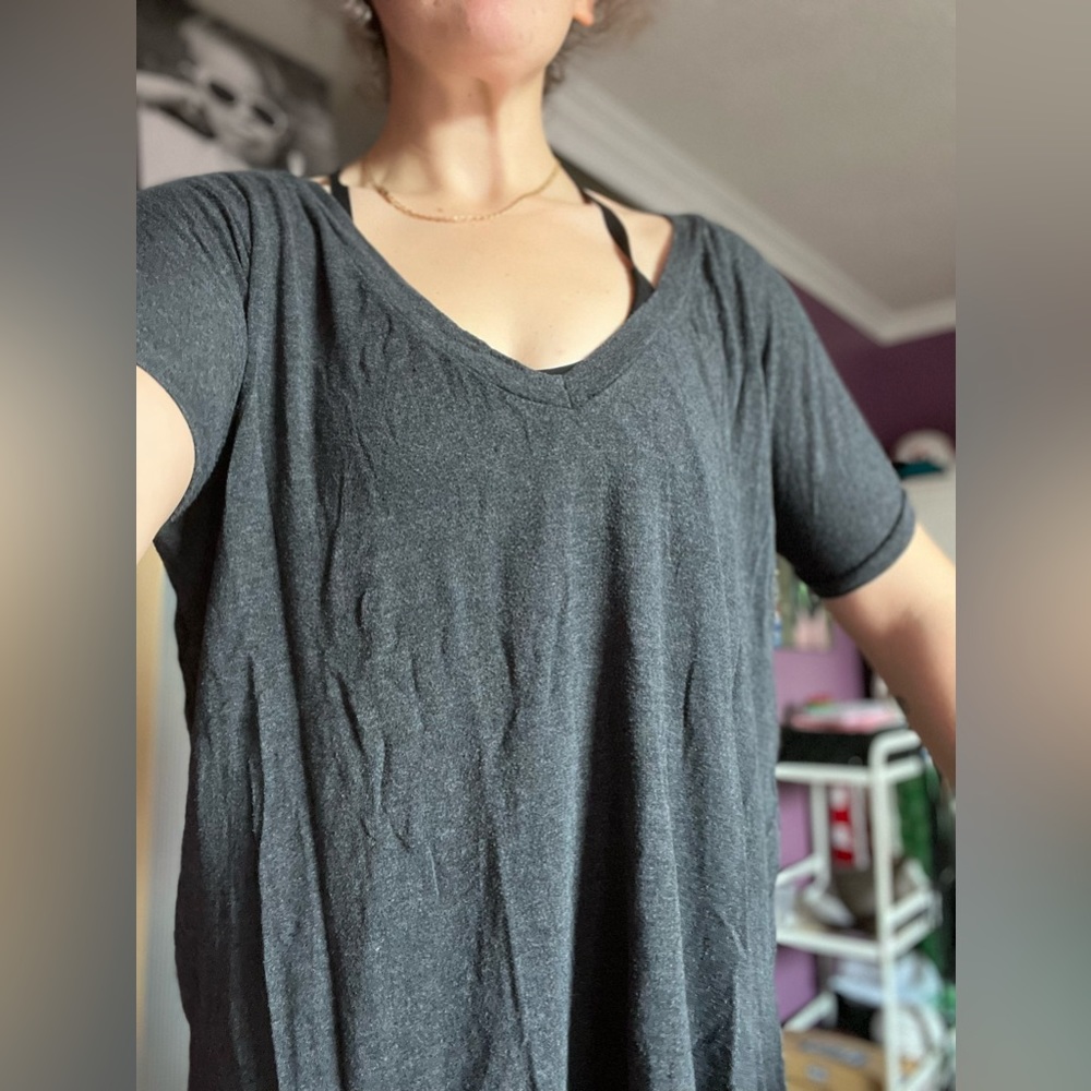 Brandy Melville VNeck